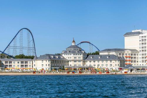 Cedar Point Hotel Breakers in Sandusky