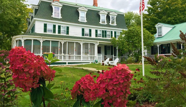 Center Lovell Inn