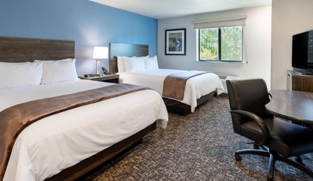 Central Marion Stay w/Fully Equipped Kitchen Near McMahan Blvd