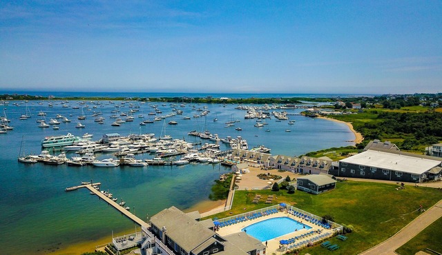 Champlin's Marina & Resort