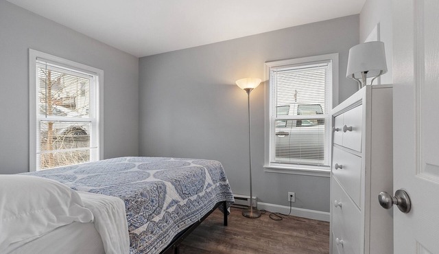 Charming 1-bedroom cottage in Pepperell.