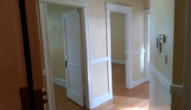 Charming 2-bedroom apartment in Cleveland Circle Boston, Near BC, BU