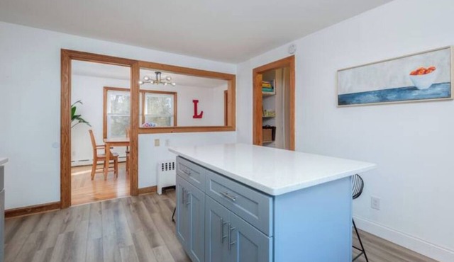 Charming 2-bedroom house in marvelous Montville with WiFi, AC
