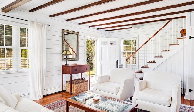CHARMING COTTAGE NEAR OCEAN BEACHES, FARM STAND, TRAIN & VILLAGE - RR#: 24-872