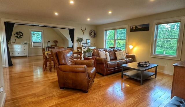 Charming country studio apartment in idyllic Woodstock - Woodstock Red Barn