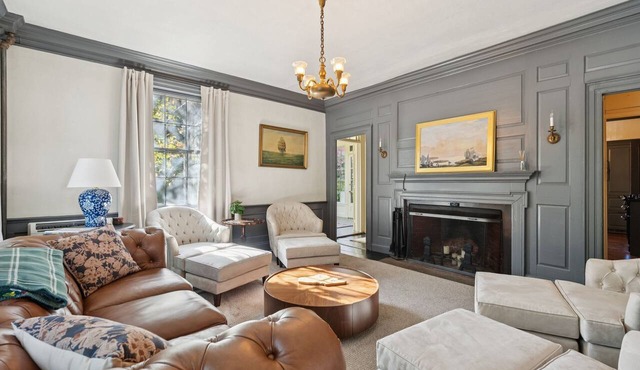 Charming Historic Estate | Perfect for Wedding Headquarters, Groups & Events