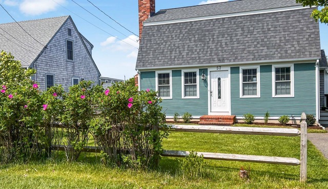 Chic Cape Cod Home Near Beach & Bike Path