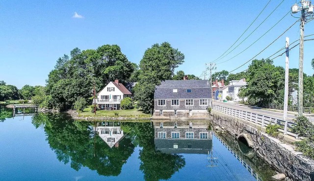Chic Loft-Style Condo in Downtown Portsmouth