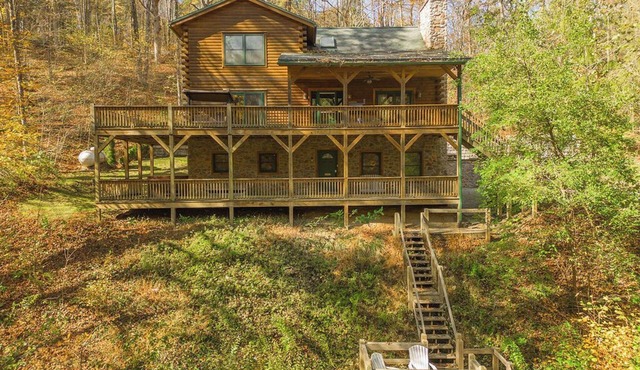 Chief Nemacolin's Lodge - Spacious Cabin for Group Gatherings near Ohiopyle