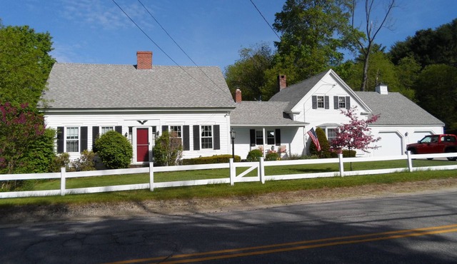 Chocorua Village House - Gateway to the White Mountains