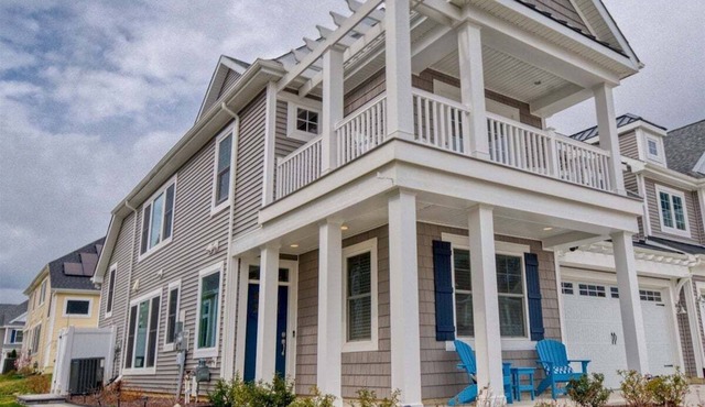 Coastal Club * 5 BR w 2.5 Bath Beach House