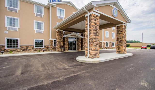 Cobblestone Hotel & Suites - Orrville