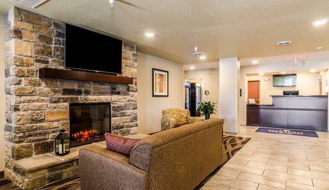 Cobblestone Inn & Suites - Ord