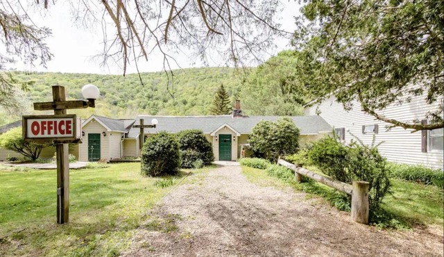 Cold Spring Lodge