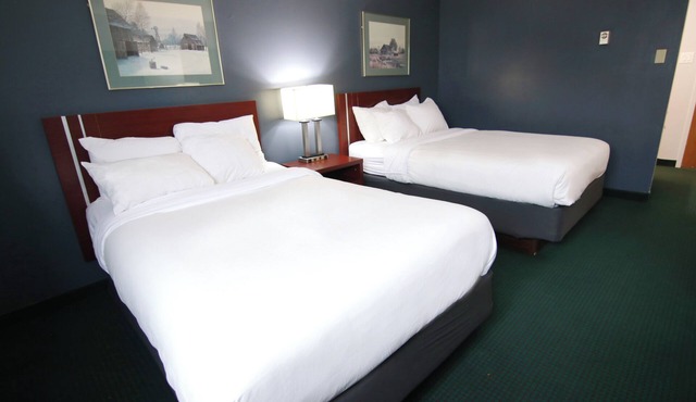Colonial Inn in Brandon