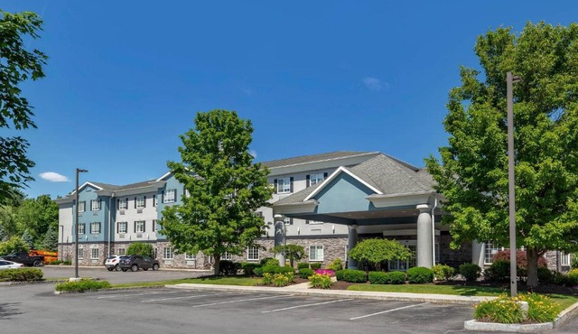 Comfort Inn & Suites East Greenbush - Albany