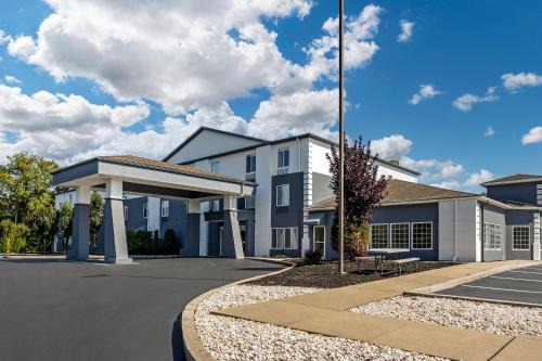 Comfort Inn & Suites Harrisburg-Hershey North