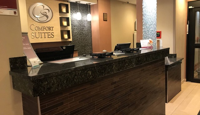Comfort Suites Monaca