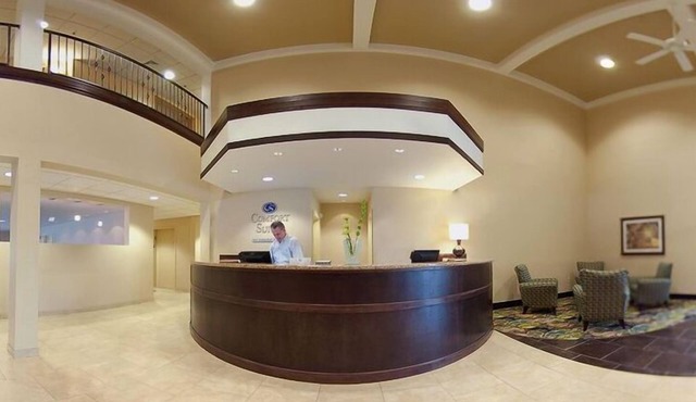 Comfort Suites near Hot Springs Park