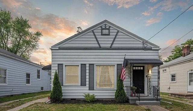 Comfortable, Private Sherbrook Getaway