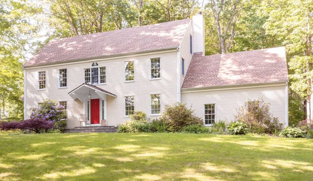 Contemporary and Stylish, 4-Bedroom, Madison CT