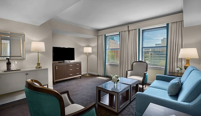 Contemporary Hotel in Central West End district! Parking, Pool & Cinema Onsite!