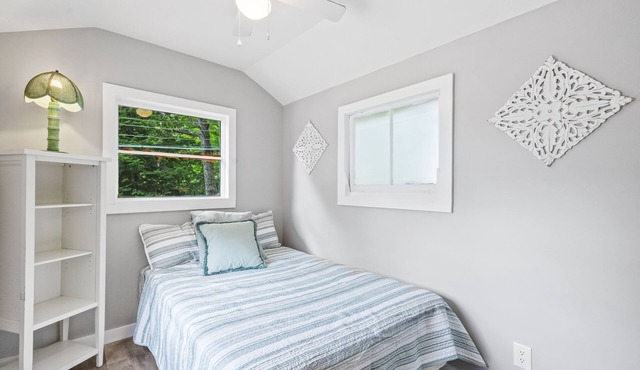 Cottage in Alton Bay – Sleeps 4, Pool, Trails & More!