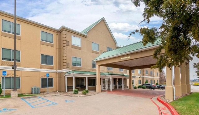 Country Inn & Suites by Radisson, Columbia, MO