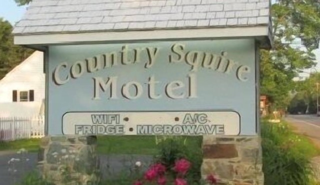 Country Squire Motel