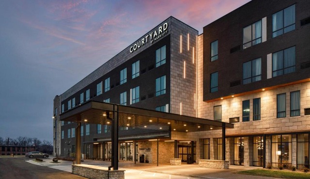 Courtyard by Marriott Jefferson City
