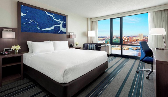 Courtyard by Marriott Boston-Cambridge