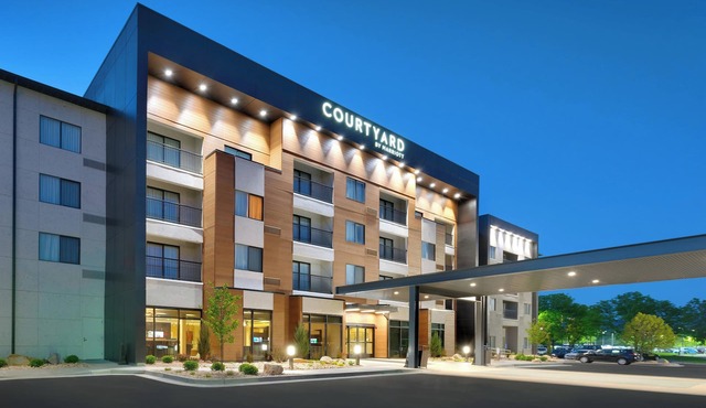 Courtyard by Marriott Sandy