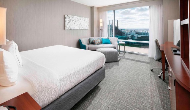 Courtyard by Marriott Indianapolis Downtown