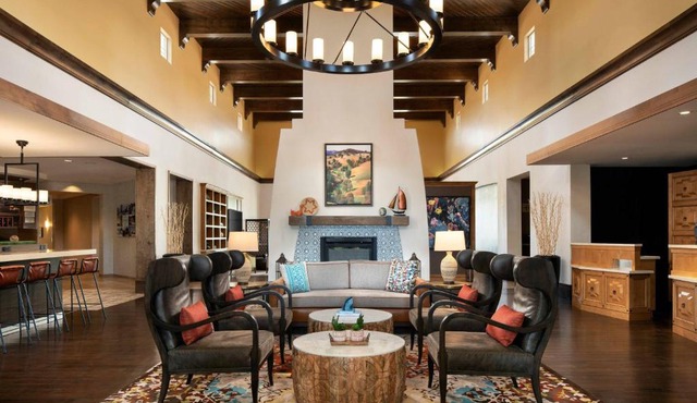 Courtyard by Marriott Santa Barbara Goleta