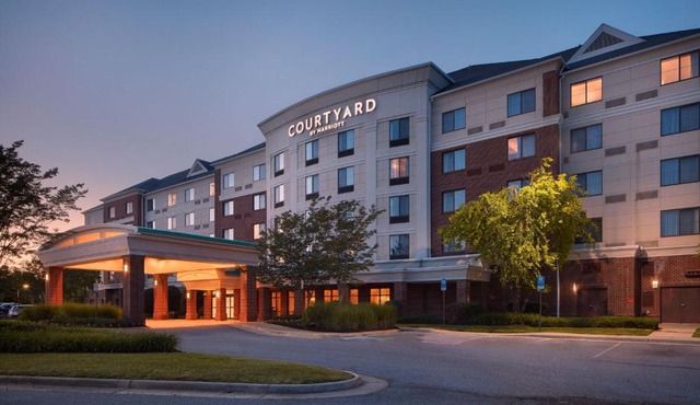 Courtyard by Marriott Winchester Medical Center