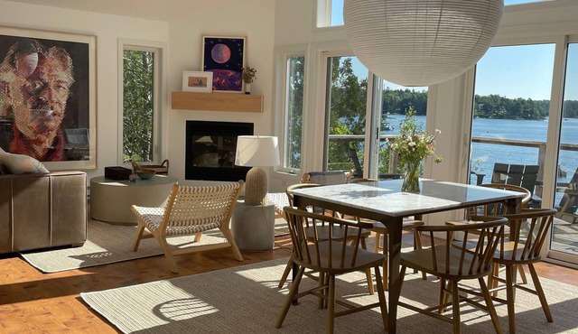 Coveshead. Dramatic waterfront designer cottage.