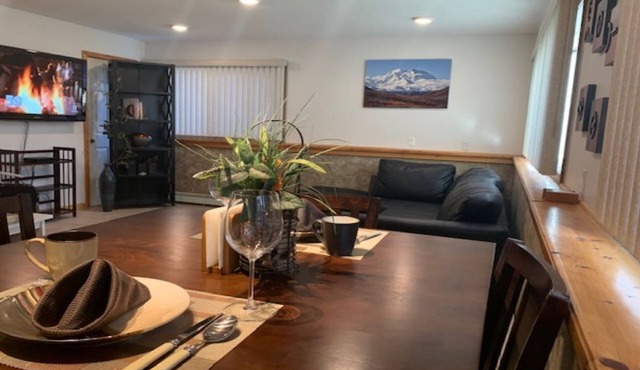 Cozy 2 Bedroom