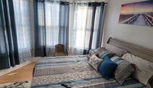 Cozy 3 bedroom minutes from Yale and the beach