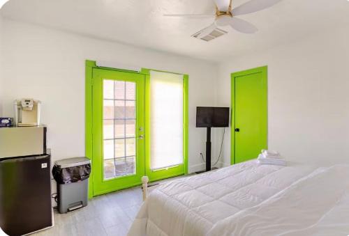 Cozy and comfortable private room and bathroom