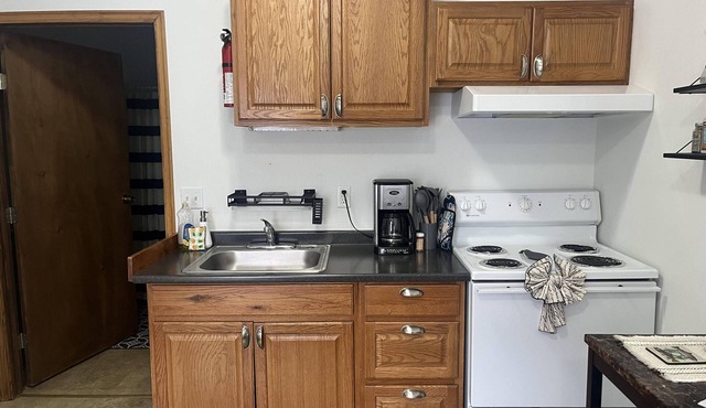 Cozy and private home away from home! Ask about the car rental option!