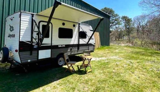 Cozy brand new RV with beautiful views