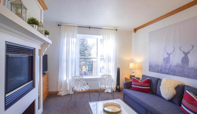 Cozy Brian Head Condo: Walk to Navajo Express Lift