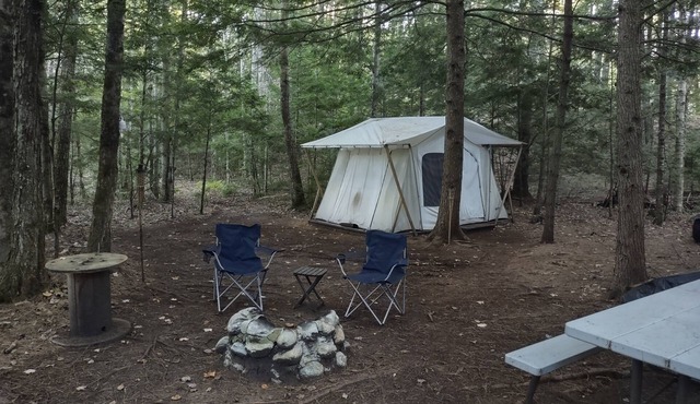 Cozy campground in serene North Yarmouth with WiFi