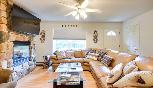 Cozy Campton Home: 10 Mi to Tenney Mountain Resort