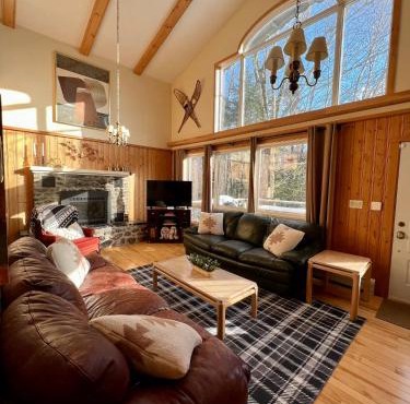 Cozy Chalet at Jay Peak
