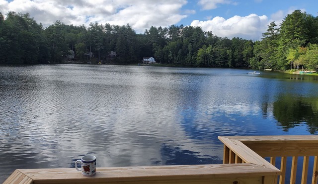 Cozy cottage on Pleasant Pond