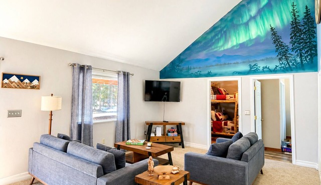 Cozy Family-Friendly 2-Bedroom Home in North Pole Alaska Near Chena Lakes