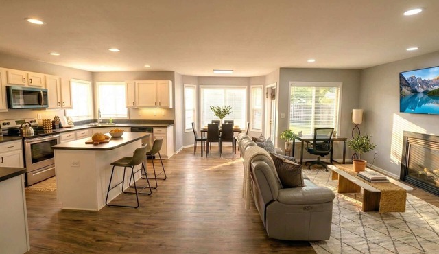 Cozy Modern 3 Bed Villa with parking
