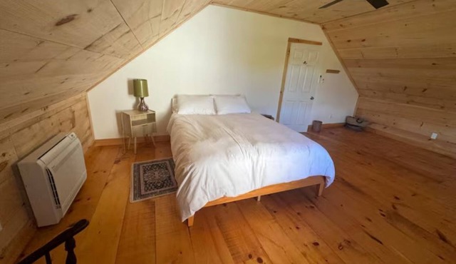 Cozy newly renovated apartment in antique farmhouse