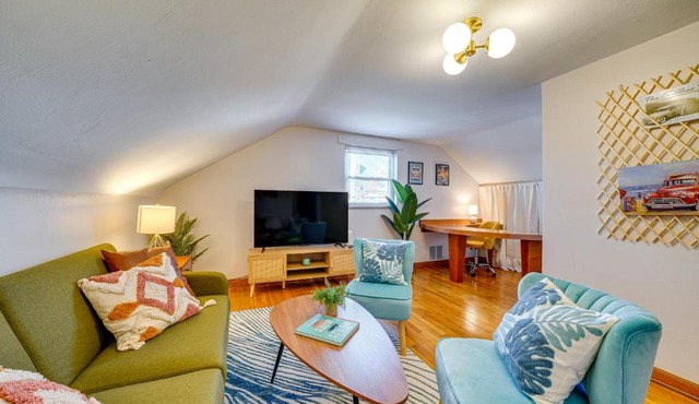 Cozy Pittsburgh Vacation Rental ~ 2 Mi to Downtown
